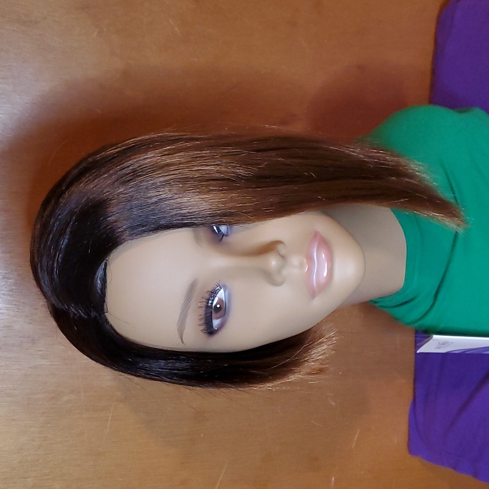 Short Two Tone Wig